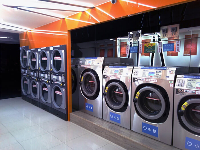 02-servicejdc-laundromat-maintain.jpg